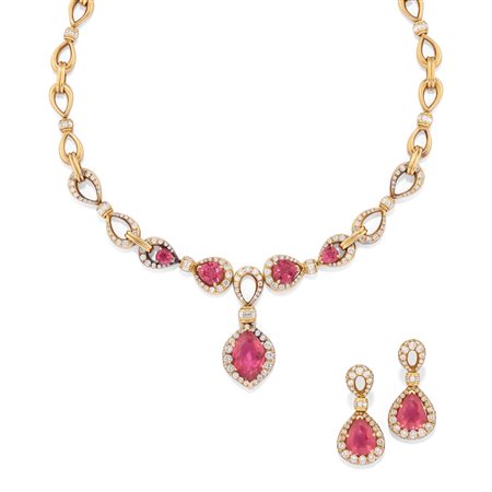 Demi-parure con tormaline rosa in oro giallo 18k