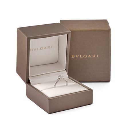 Bulgari - Anello Collezione "Incontro d'amore" in platino