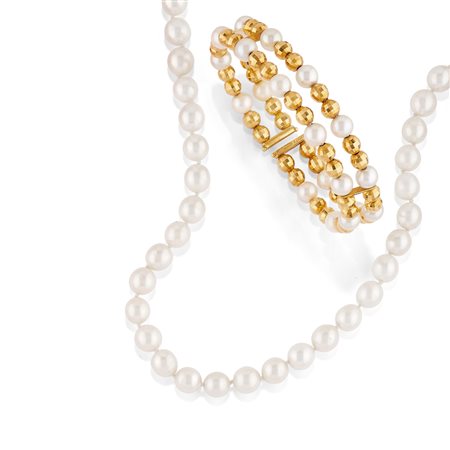 Lotto di gioielli con perle in oro giallo 18k