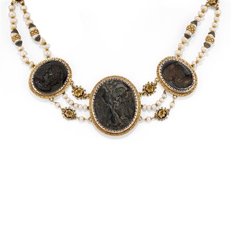 Collana con cammei in argento e oro giallo 18k