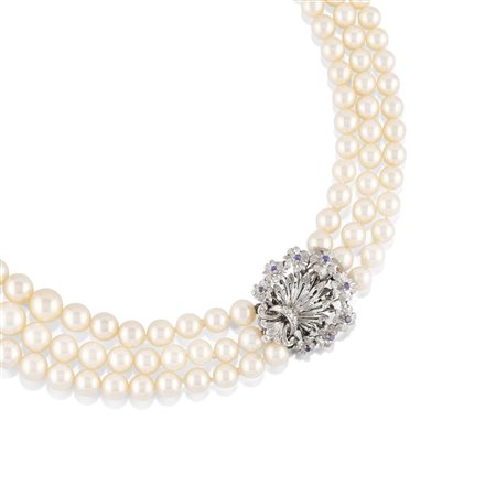 Collana di perle in oro bianco 18k