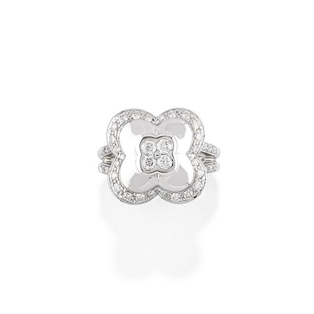 Anello in oro bianco 18k