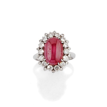 Anello con rubino in oro giallo 18k