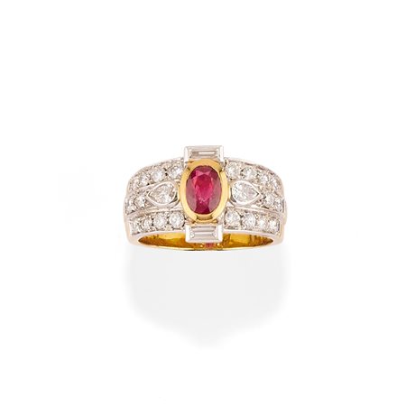 Anello con rubino in oro bicolore 18k