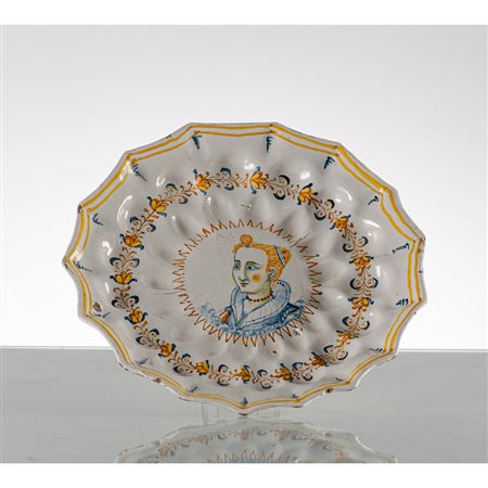 MANIFATTURA DI FAENZA DEGLI INIZI DEL XVII SECOLO, Crespina