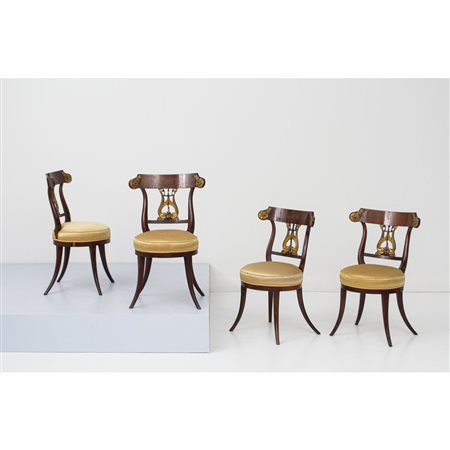 MANIFATTURA LUCCHESE DEI PRIMI DELL'800, Quattro sedie