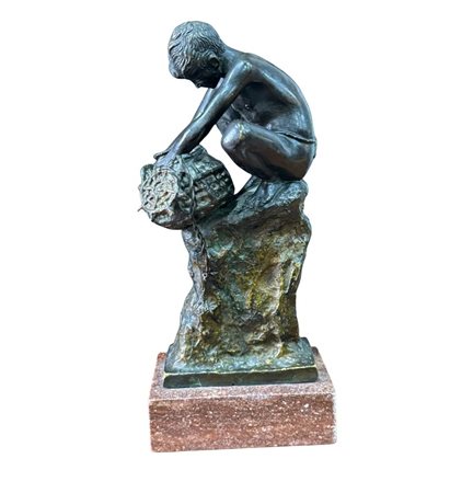 Bronzetto a cera persa di scuola Italiana, raffigurante Il giovane pescatore....