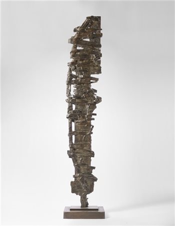 Alberto Ghinzani "Stele campestre" 1976
bronzo
cm 202x40x27,5

Provenienza
Colle