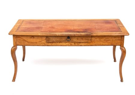  
Tavolo francese provenzale, Luigi XV  XVIII secolo
 Altezza x larghezza x profondità: 78 x 171 x 83 cm.