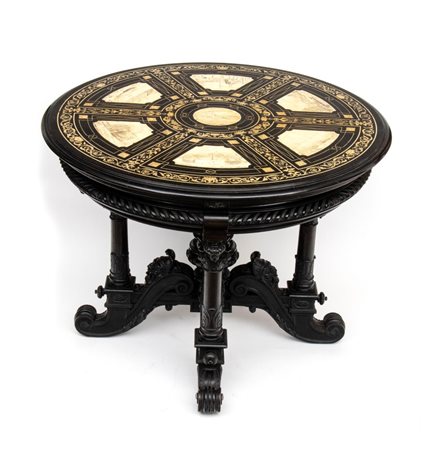  
Tavolo  e coppia di sedie con placche in avorio intarsiato Lombardia Seconda metà del XIX secolo
 Altezza x diametro tavolo: 92 x 108 cm. Altezza x larghezza x profondità sedie: 114 x 46 x 46 cm. Altezza seduta: 49 cm.