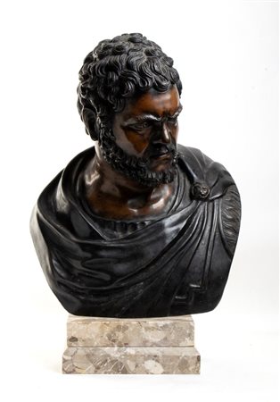  
Busto in bronzo raffigurante imperatore Caracalla Italia, XIX secolo
 Altezza x larghezza x profondità: 68 x 44 x 26 cm.
