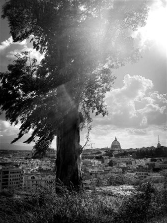 Emanuele Cucuzza (Roma, 1975 - ) Illuminami_ph 2014 21 x 29,7 cm (20 x 26,8...