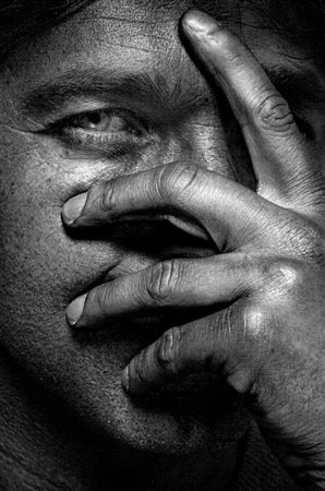 Emanuele Cucuzza (Roma, 1975 - ) WhatEyeAm IV 2013 70 x 100 cm (60 x 90 cm...