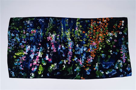 Mario Schifano (Homs 1934 - Roma 1998)  - Senza titolo - Foulard ,  