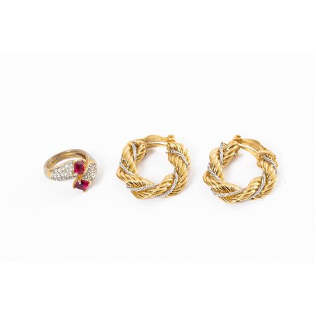 PRODUZIONE ITALIANA 1980 ca., Orecchini e anello