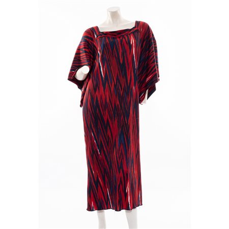 ROBERTA DI CAMERINO, Abito