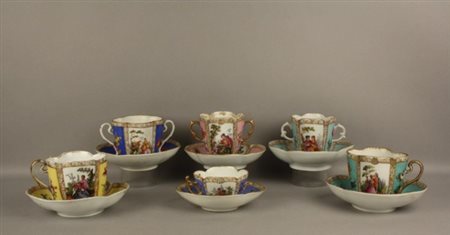 Sei diverse tazzine in porcellana decorate con scene galanti. Di varie...