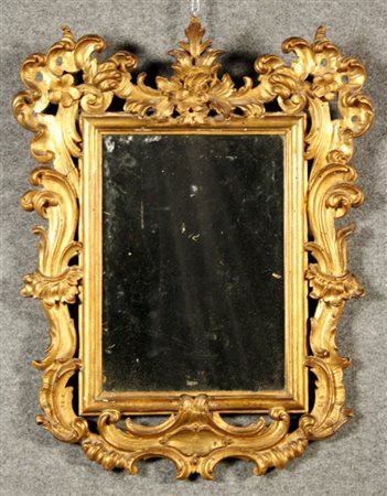 Specchierina in legno intagliato e dorato. XVIII secolo. Difetti. Mis. Lung....