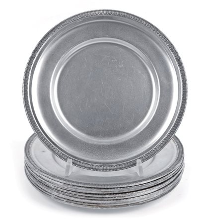 DODICI PIATTINI DOLCE IN ARGENTO Fornari, Roma XX Sec. con profilo decorato a...