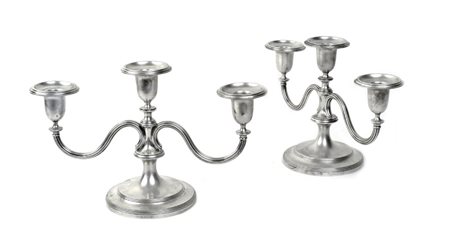COPPIA DI CANDELABRI IN ARGENTO TIFFANY & CO. Usa, New York, inizio XX Sec....