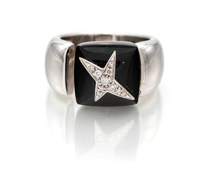 Mauboussin, Anello in oro, onice e brillanti Oro bianco 750/000. Peso...