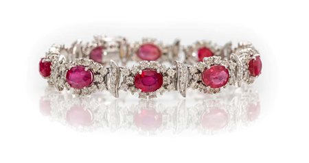 Bracciale in oro, rubini e brillanti Oro bianco 750/000. Diamanti in taglio...