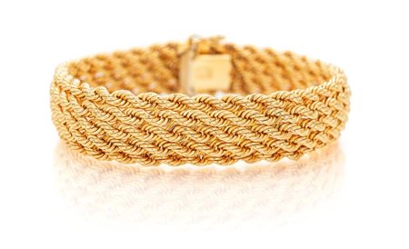 Bracciale a maglia in oro Oro giallo 750/000. Peso complessivo gr 22,60...