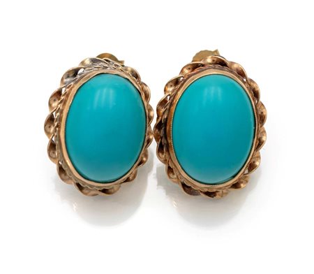 Coppia di orecchini in oro e turchese Oro giallo 585/000. Peso complessivo...