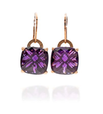 Coppia di orecchini in oro e ametiste Oro rosa 375/000. Peso complessivo gr....