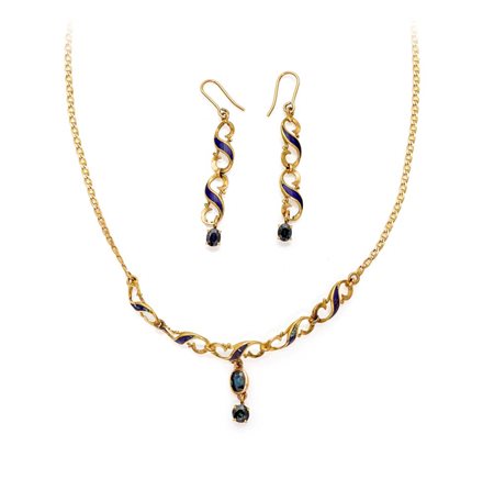 Parure girocollo e coppia di orecchini in oro, smalto e zaffiri Oro giallo...