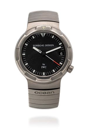 IWC Porche Design Ocean in titanio Cassa con cinturino incorporato in titanio...