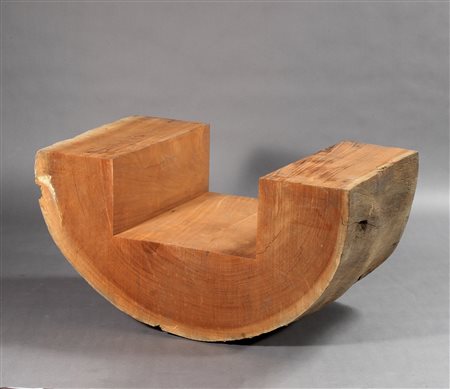 Magdalena Jetelová (Semily, 1946) Sedia Scultura in legno, cm 59,5x115,5x68,3...