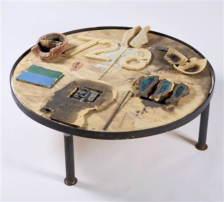 Mimmo Paladino (Paduli (Bn), 1948) Disco, 2008 Terracotta, ossidi, smalti e...