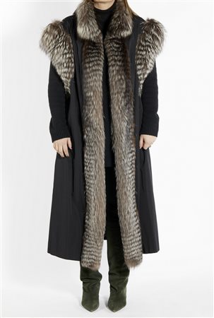 FENDI - Smanicato di Tessuto e pelliccia .