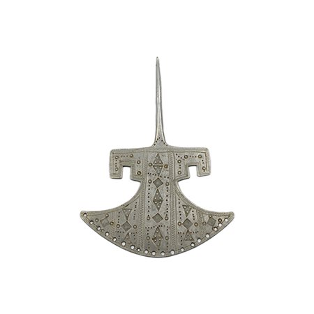 LOTTO DI 2 OGGETTI, PORTATALISMANO WODAABE E FORBICINA PER CAPELLI