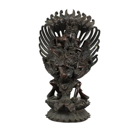 STATUETTA DI WISNU KENCANA CHE CAVALCA GARUDA