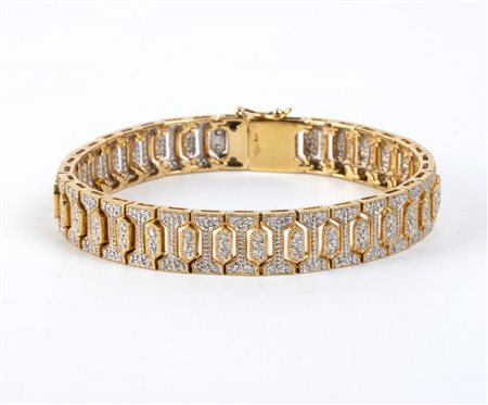  
Bracciale in oro con diamanti 
 