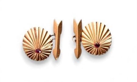  
Gemelli inglesi in oro e rubini Inizio XX secolo
 