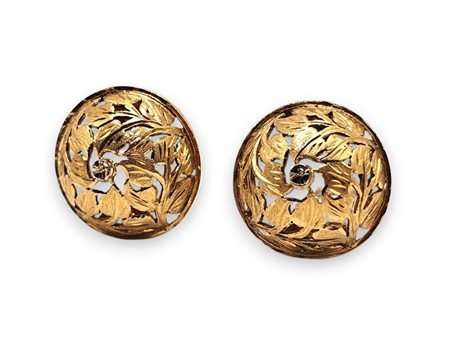 
Paio di orecchini traforati in oro giallo     anni '50 del XX secolo
 