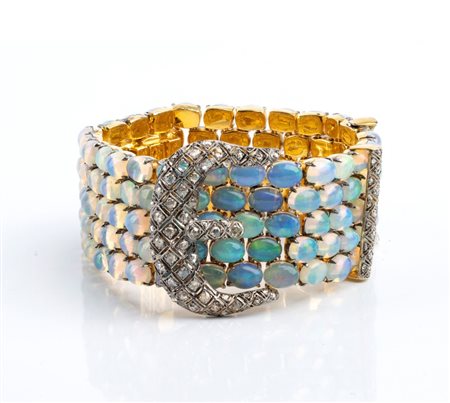  
Bracciale in oro e argento con diamanti e opali nobili 
 