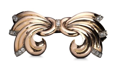  
Spilla art decò in oro e diamanti  Anni '40 del XX secolo
 