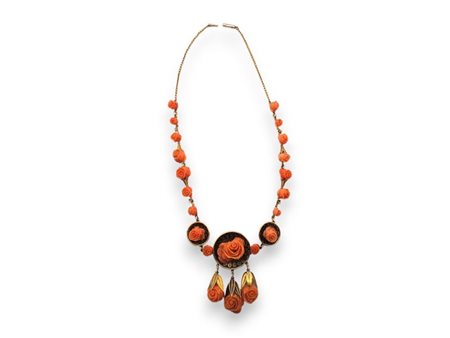  
Girocollo in oro e corallo inizio XX secolo
 