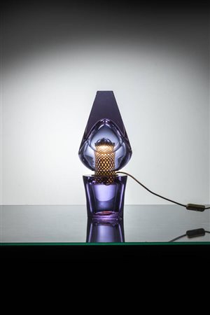 SEGUSO<BR>Lampada da tavolo mod. 14092