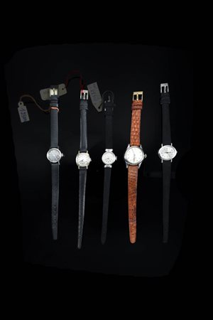 LOTTO DI CINQUE OROLOGI LADY<BR>Mod. “Lady dress Watch”, anni '70