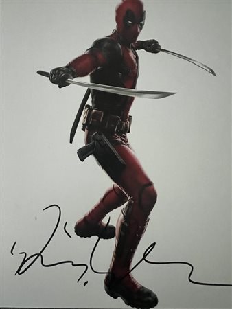 Deadpool Ryan Reynolds signed movie photo