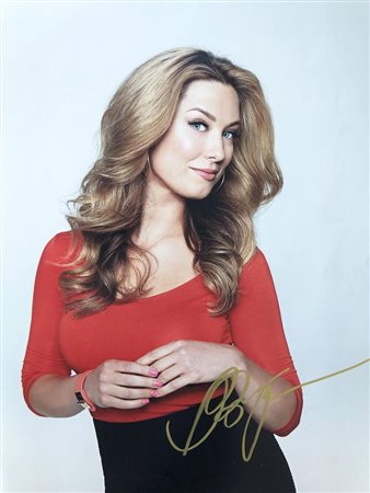 Cougar Town Briga Heelan signed photo