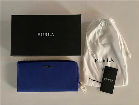 Furla Babylon XL Zip around L Wallet