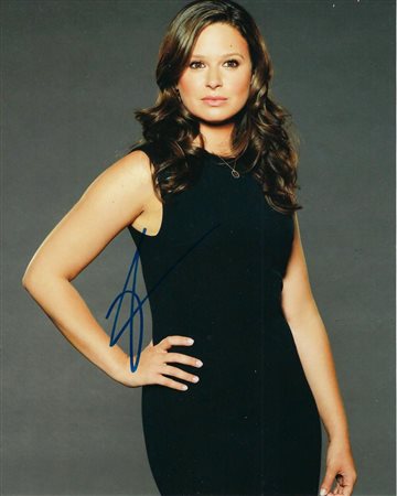 Inventing Anna Katie Lowes signed photo