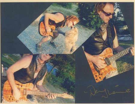 The Moody Blues Denny Laine signed photo