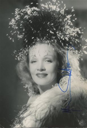 Blonde Venus Marlene Dietrich signed photo. GFA Authenticated